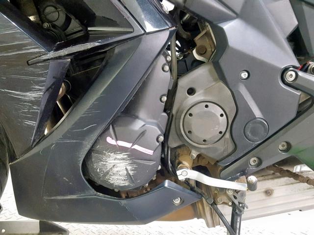 JKAEXEE10CDA06472 - 2012 KAWASAKI EX650 EC BLACK photo 12