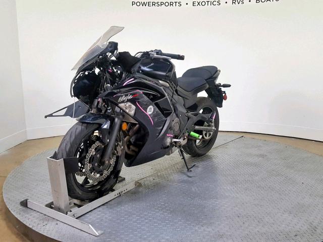 JKAEXEE10CDA06472 - 2012 KAWASAKI EX650 EC BLACK photo 4