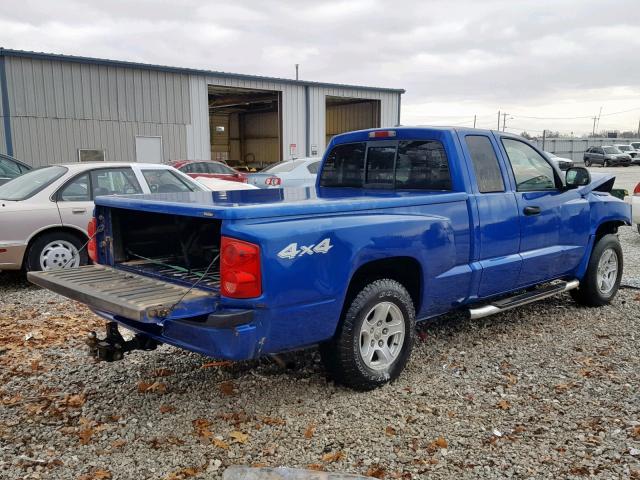 1D3HW42K87S161340 - 2007 DODGE DAKOTA SLT BLUE photo 4