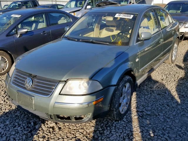 WVWRH63B03P387578 - 2003 VOLKSWAGEN PASSAT GLX GREEN photo 2