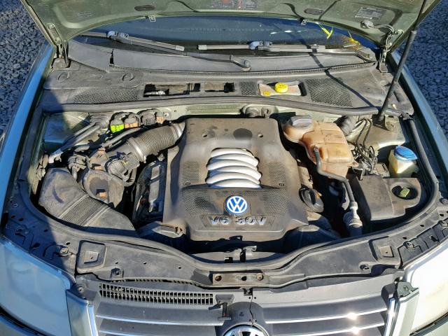 WVWRH63B03P387578 - 2003 VOLKSWAGEN PASSAT GLX GREEN photo 7