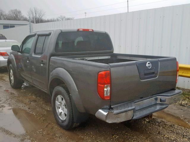 1N6AD07W25C416928 - 2005 NISSAN FRONTIER C GRAY photo 3