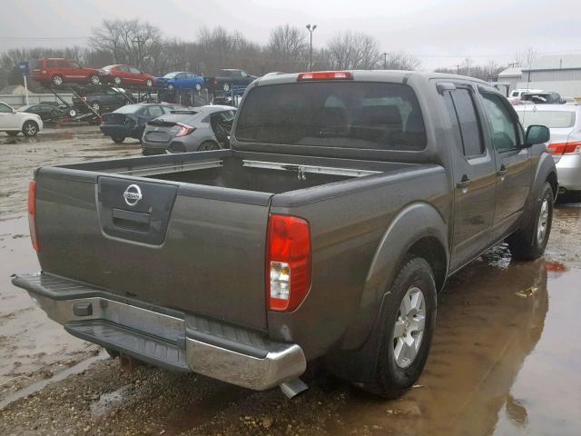 1N6AD07W25C416928 - 2005 NISSAN FRONTIER C GRAY photo 4