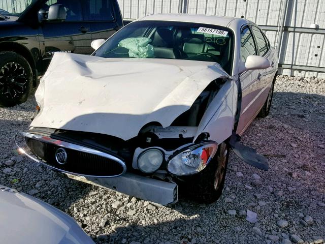 2G4WE587961247102 - 2006 BUICK LACROSSE C WHITE photo 2