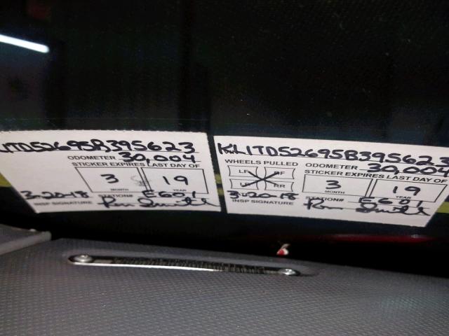 KL1TD52695B395623 - 2005 CHEVROLET AVEO BASE Қызыл фото 9