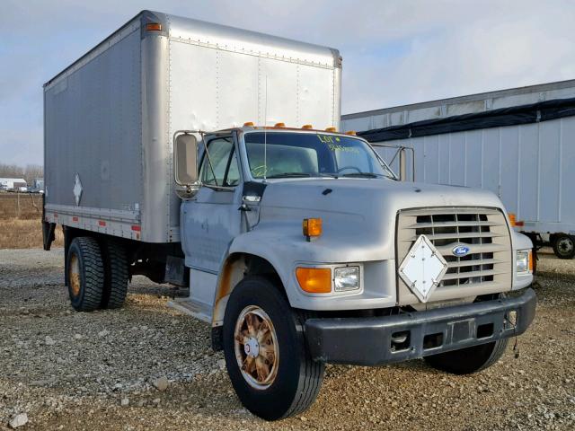 1FDPF70J7SVA22402 - 1995 FORD F700 GRAY photo 1