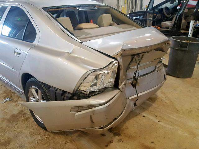 YV1RS592052429924 - 2005 VOLVO S60 2.5T GRAY photo 9