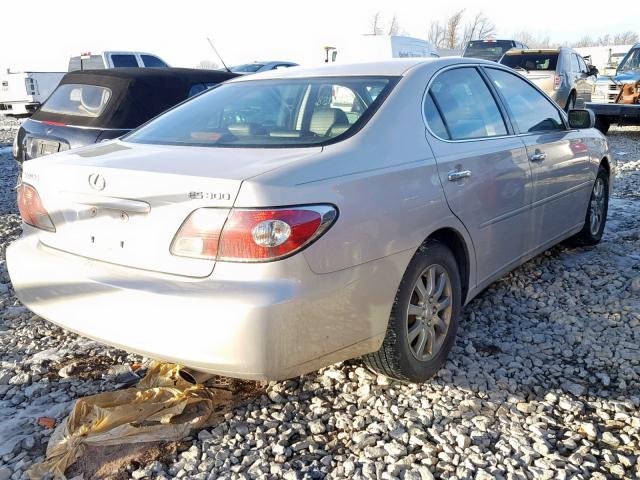 JTHBF30G420057700 - 2002 LEXUS ES300 SILVER photo 4