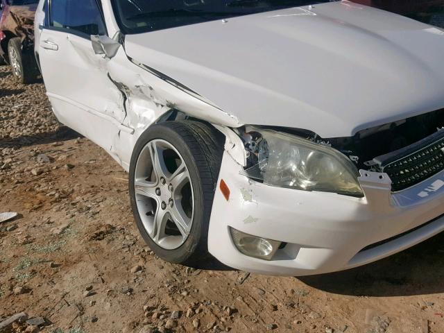 JTHBD192230075230 - 2003 LEXUS IS 300 WHITE photo 9