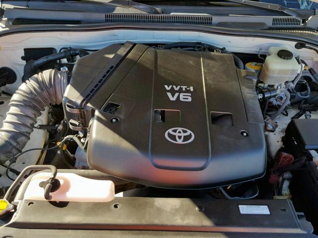 JTEZU14R278087725 - 2007 TOYOTA 4RUNNER SR WHITE photo 7