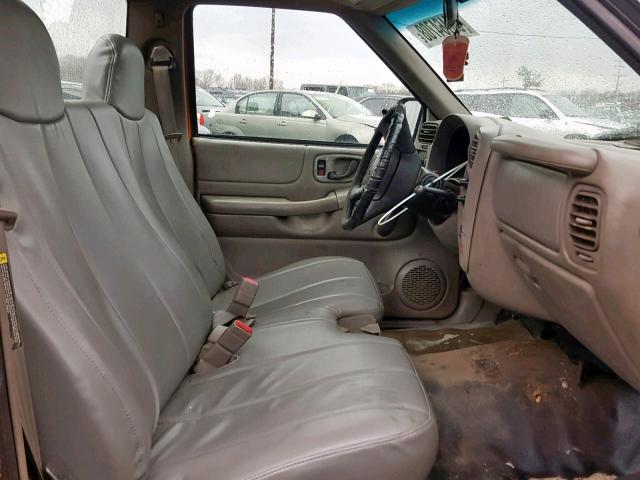 1GTCS14W518216618 - 2001 GMC SONOMA ORANGE photo 5