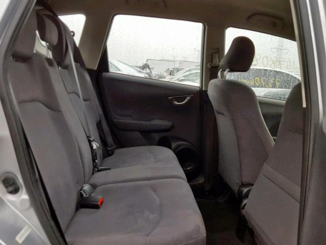 JHMGE8H33DC080670 - 2013 HONDA FIT SILVER photo 6