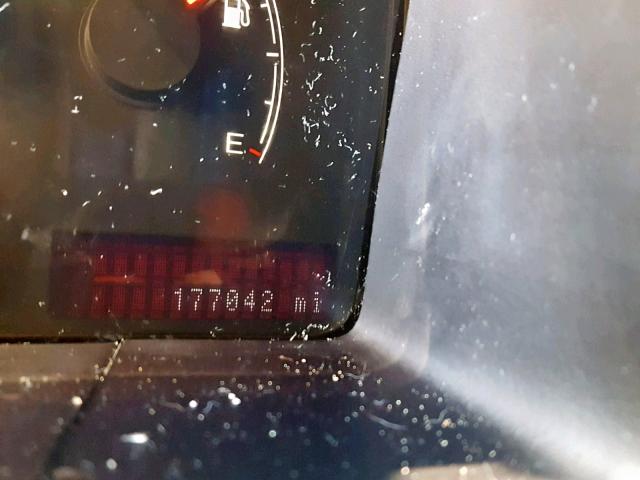 5LMFU27505LJ10296 - 2005 LINCOLN NAVIGATOR SILVER photo 8