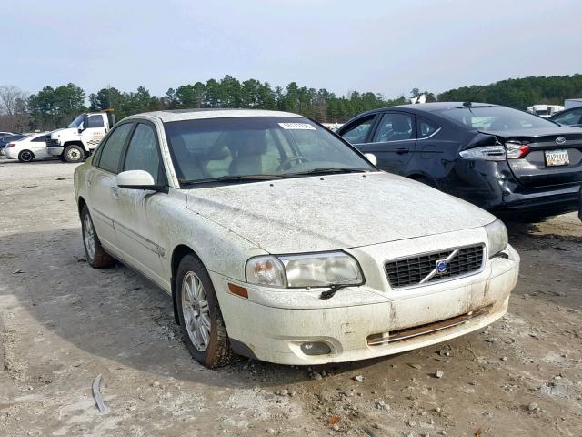 YV1TS592551404383 - 2005 VOLVO S80 2.5T WHITE photo 1