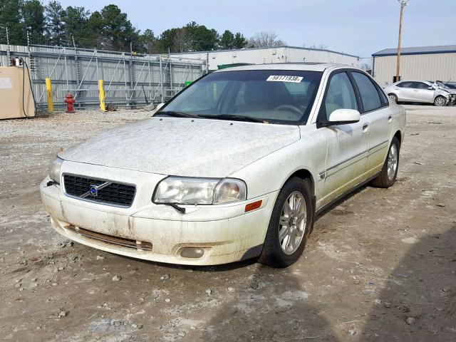 YV1TS592551404383 - 2005 VOLVO S80 2.5T WHITE photo 2