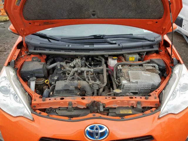 JTDKDTB35E1063733 - 2014 TOYOTA PRIUS C ORANGE photo 7