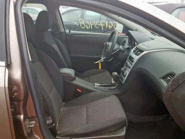 1G1ZC5E04CF119121 - 2012 CHEVROLET MALIBU 1LT GRAY photo 5