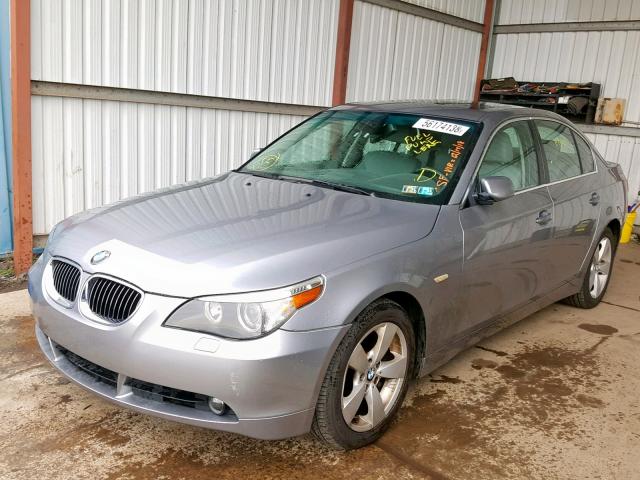 WBANF33596CS38110 - 2006 BMW 525 XI GRAY photo 2