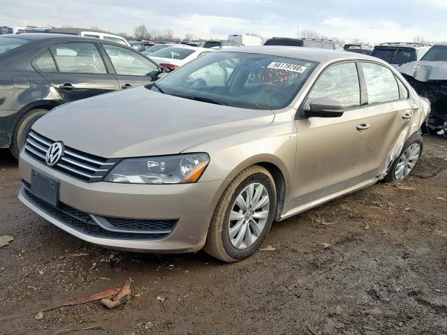 1VWAT7A33FC005033 - 2015 VOLKSWAGEN PASSAT S GOLD photo 2