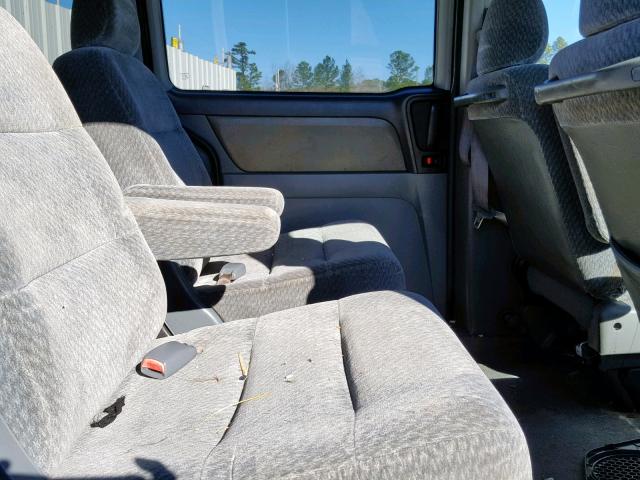 2HKRL185XYH625492 - 2000 HONDA ODYSSEY LX SILVER photo 6