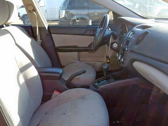 KNAFU4A27A5141588 - 2010 KIA FORTE EX BROWN photo 5