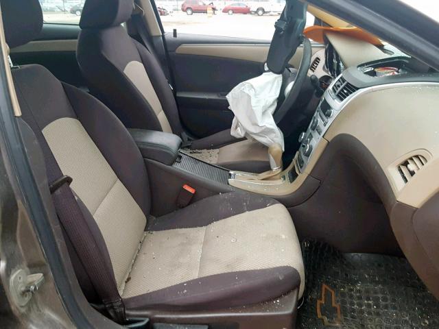 1G1ZB5EB8AF279939 - 2010 CHEVROLET MALIBU LS GRAY photo 5