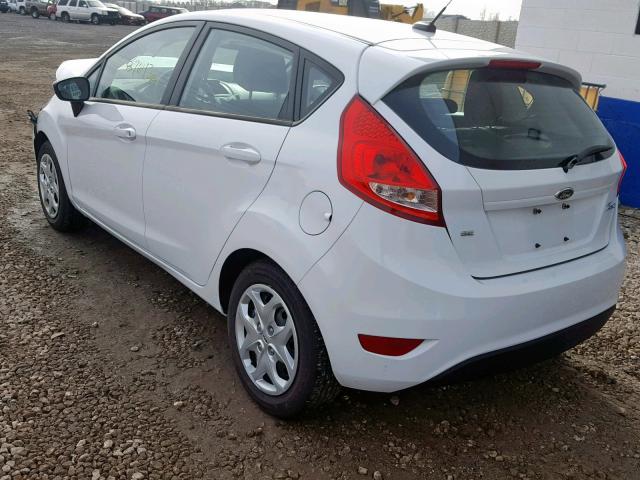 3FADP4EJ0CM207923 - 2012 FORD FIESTA SE WHITE photo 3