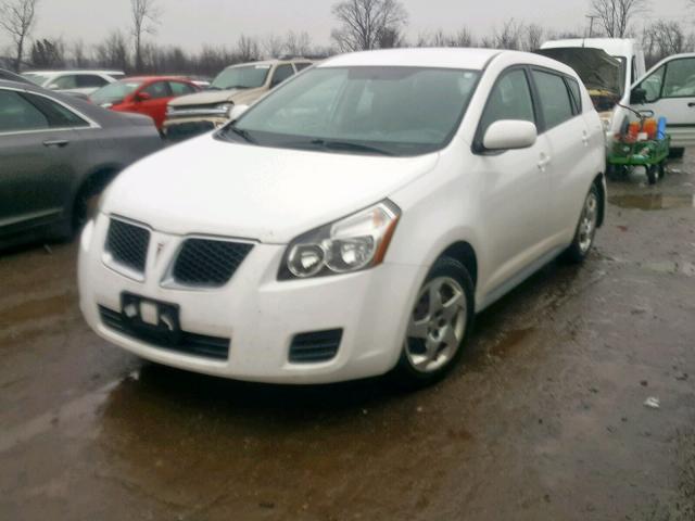 5Y2SP678X9Z450492 - 2009 PONTIAC VIBE WHITE photo 2