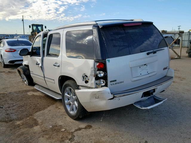 1GKS2EEF0CR209160 - 2012 GMC YUKON DENA WHITE photo 3