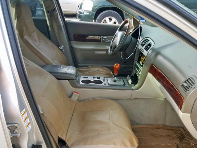 1LNHM87A04Y685978 - 2004 LINCOLN LS فضي صورة 5