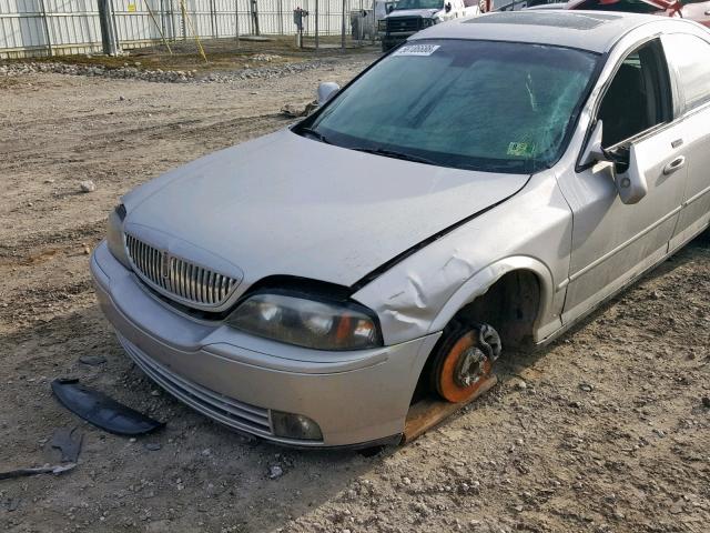1LNHM87A04Y685978 - 2004 LINCOLN LS فضي صورة 9