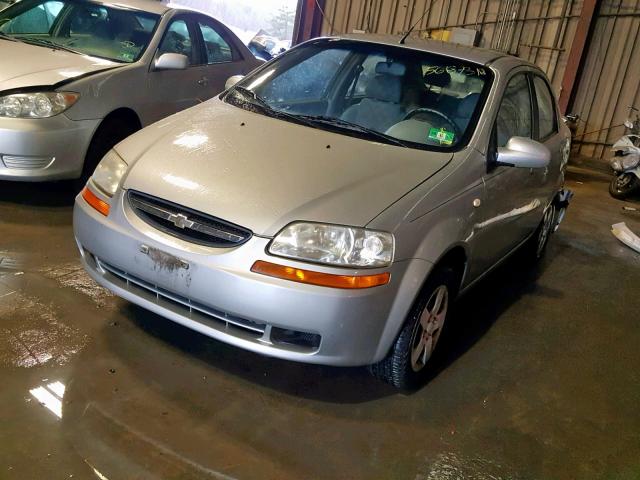 KL1TD52635B323526 - 2005 CHEVROLET AVEO BASE Gümüş foto 2
