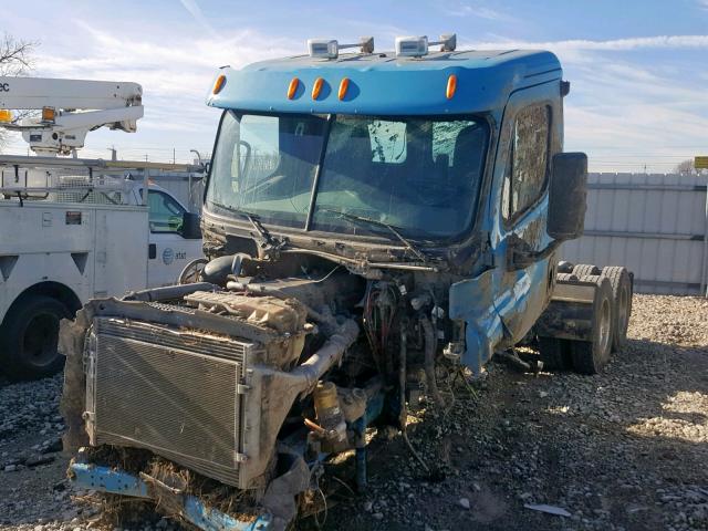 1FUJGECK5ASAW1095 - 2010 FREIGHTLINER CASCADIA 1 BLUE photo 2