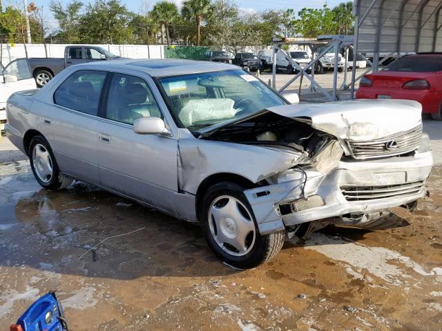 JT8BH28F2W0102574 - 1998 LEXUS LS 400 SILVER photo 1