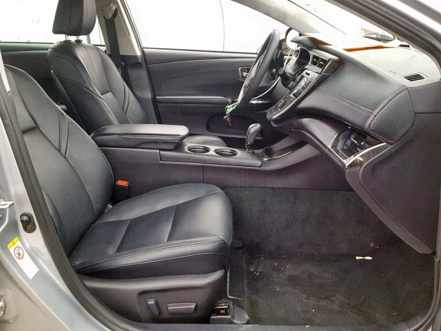 4T1BK1EB5HU264222 - 2017 TOYOTA AVALON XLE SILVER photo 5