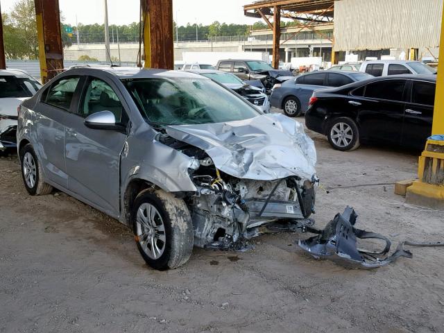 1G1JB5SH0H4114396 - 2017 CHEVROLET SONIC LS 银色 照片 1