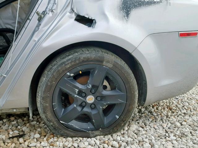 1G1ZB5E04CF114889 - 2012 CHEVROLET MALIBU LS SILVER photo 9