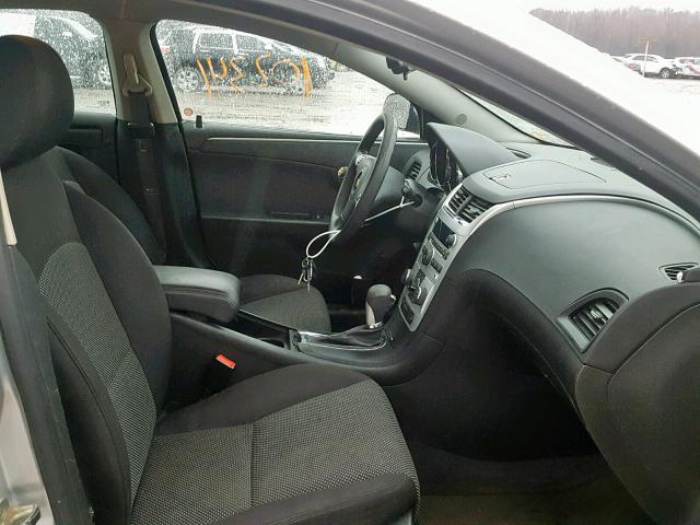 1G1ZC5E00CF188520 - 2012 CHEVROLET MALIBU 1LT GRAY photo 5