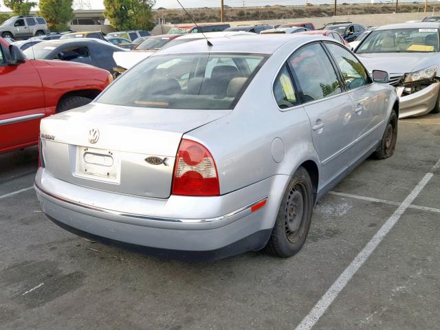 WVWMD63B04P090592 - 2004 VOLKSWAGEN PASSAT GL SILVER photo 4