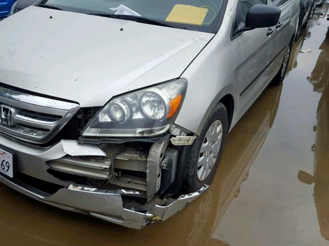 5FNRL38207B025854 - 2007 HONDA ODYSSEY LX SILVER photo 9