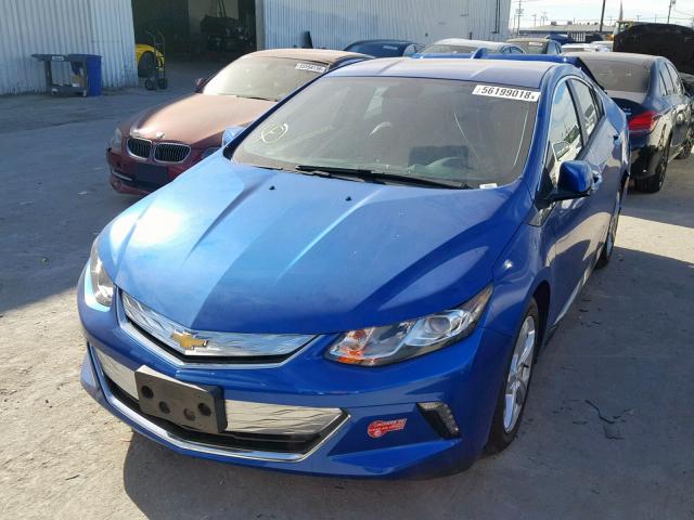 1G1RC6S57JU140088 - 2018 CHEVROLET VOLT LT BLUE photo 2