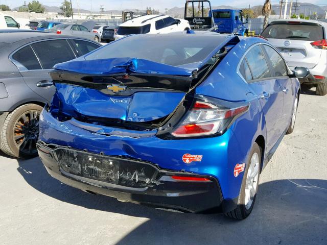 1G1RC6S57JU140088 - 2018 CHEVROLET VOLT LT BLUE photo 4