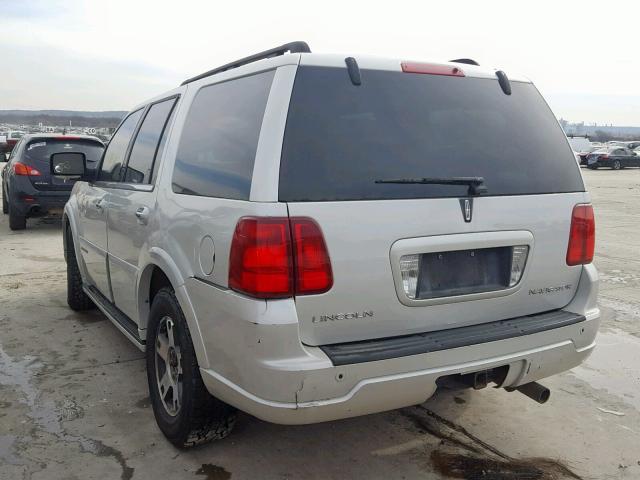 5LMFU27516LJ02533 - 2006 LINCOLN NAVIGATOR 白色 照片 3