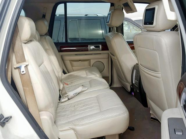 5LMFU27516LJ02533 - 2006 LINCOLN NAVIGATOR 白色 照片 6