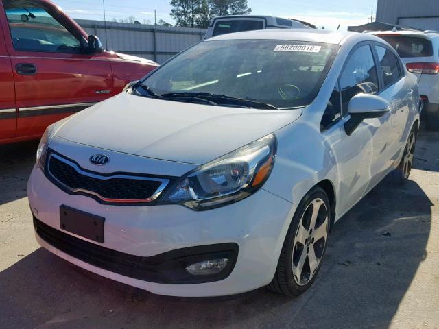 KNADN4A31E6327852 - 2014 KIA RIO EX WHITE photo 2