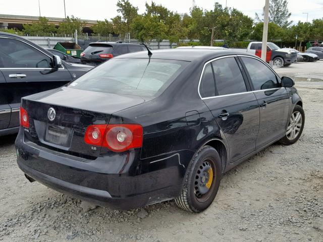 3VWEF71K17M172197 - 2007 VOLKSWAGEN JETTA WOLF BLACK photo 4