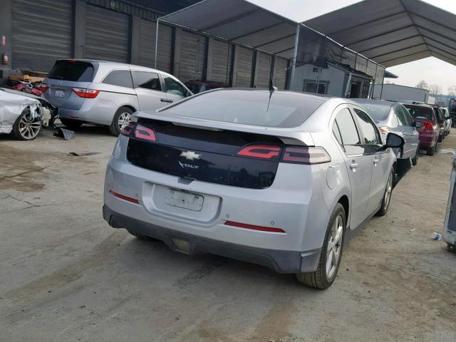 1G1RD6E42BU100471 - 2011 CHEVROLET VOLT SILVER photo 4