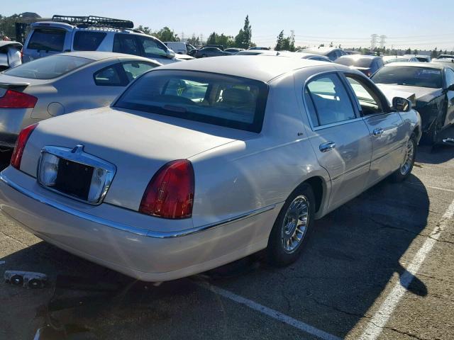 1LNHM83W3YY809295 - 2000 LINCOLN TOWN CAR C CREAM photo 4