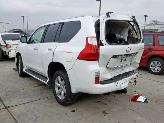 JTJBM7FX3B5021437 - 2011 LEXUS GX BASE WHITE photo 3