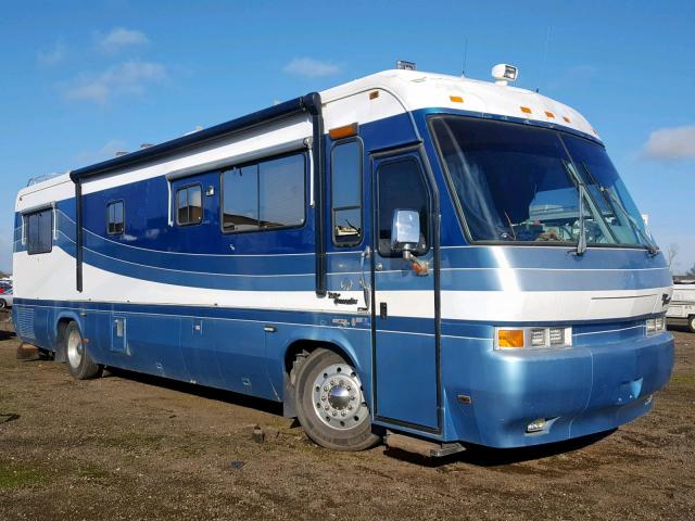 1RF120510T1011961 - 1996 ROADMASTER RAIL EXECUTIVE BLUE photo 1